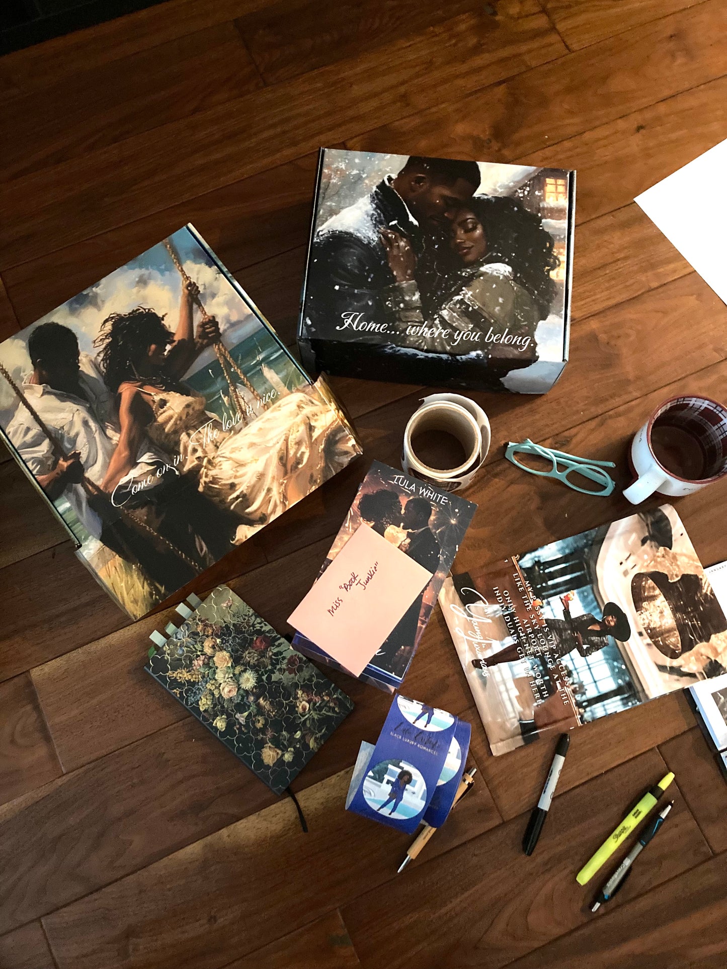 Explore Men of the Hamptons Paperback Bundle